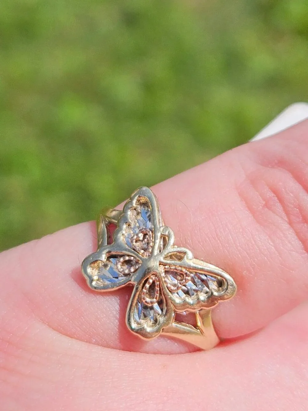 10K Tri Color 3 Tone Gold Butterfly Filigree Cocktail Ring 20x11mm Size 6.25